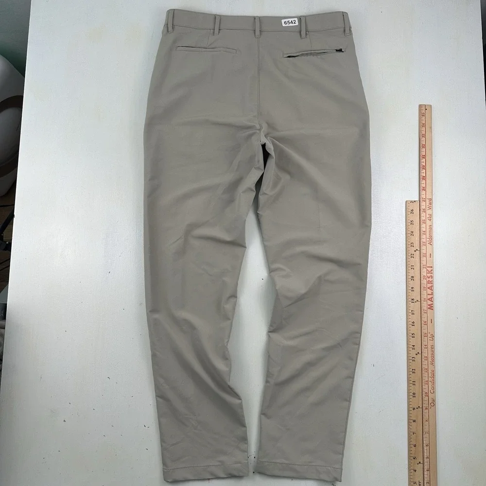 Banana Republic Men's Performance Traveler Pants 34x32 Tan Golf Tech Stretch